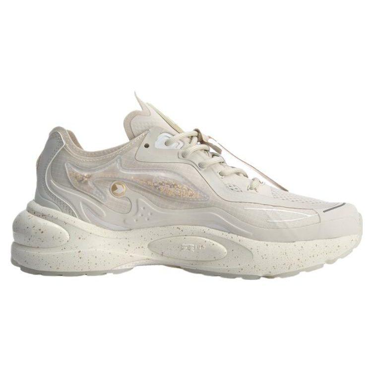Li Ning V8 1.5 Fabric Slip Resistant, Abrasion Resistant, Lightweight Low top Running Shoes Women's White Gold ARHQ058-3