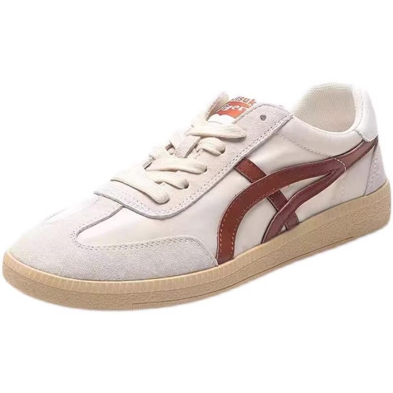 Leather Soft-soled Women's Shoes Flat-soled White Shoes 2025 Spring New German Training Shoes Women's Casual Sports Board Shoes Forrest Gump Shoes