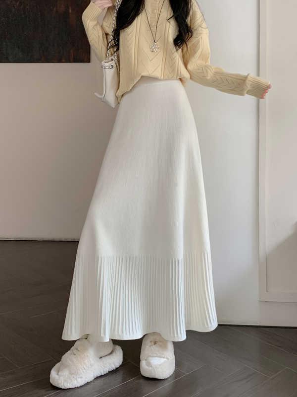 2025 High Waist Pleated A-Line Knitted Skirt for Women - Autumn/Winter Collection