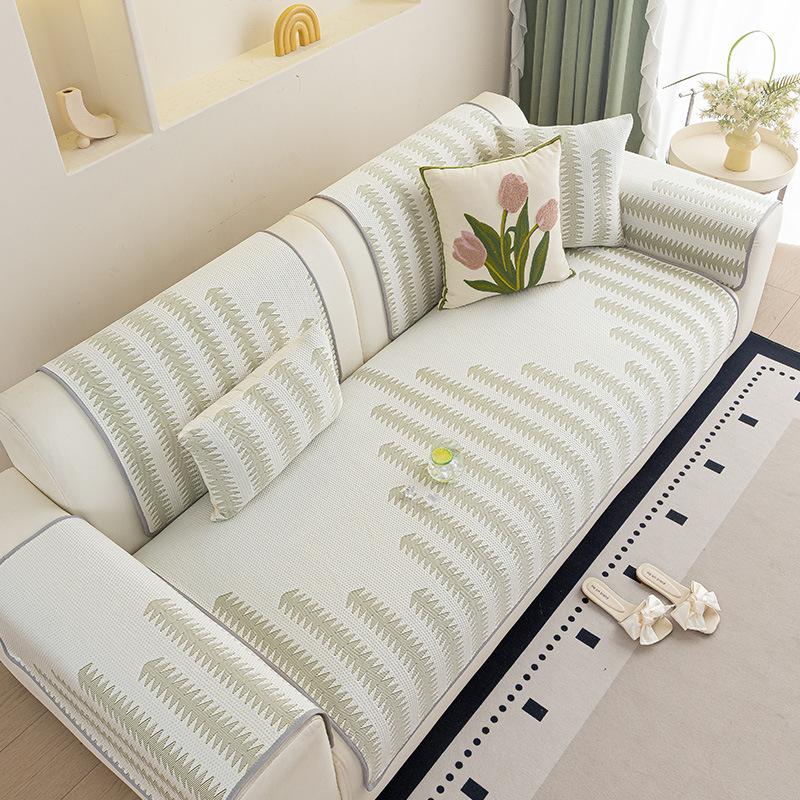 New Cool Sofa Cover Cloth Towel Light Luxury High-End Sofa Cover Summer Ice Silk Summer Sofa Cushion