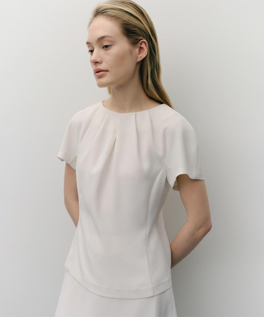 Ia Velin Blouse (Ivory)