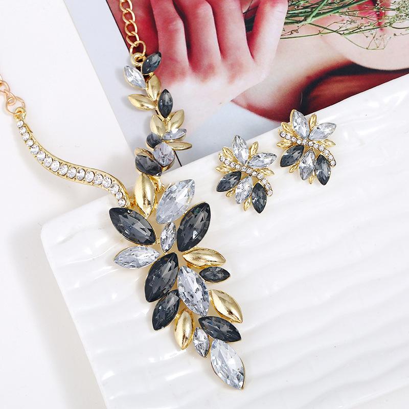Creative Exaggerated Jewelry, Long Alloy Full Diamond Necklace Earrings Set