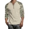 Top Masculino de Manga 3/4 Raglan Contrastante com Botões