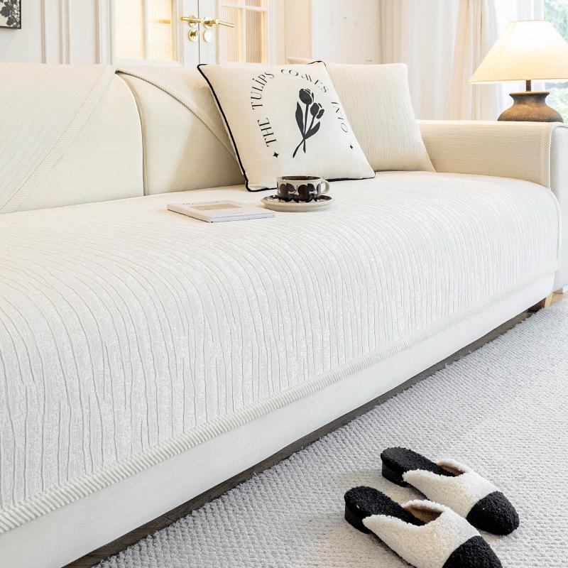 

French Cream Wind Sofa Cushion Universal In All Seasons New Light Luxury High-End Sense Dirt-Resistant Non-Slip Sofa Cover 70*70cm