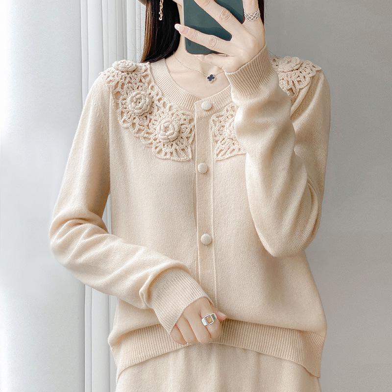 Women's Short Wool Embroidered Cardigan Sweater - 2025 Autumn Collection