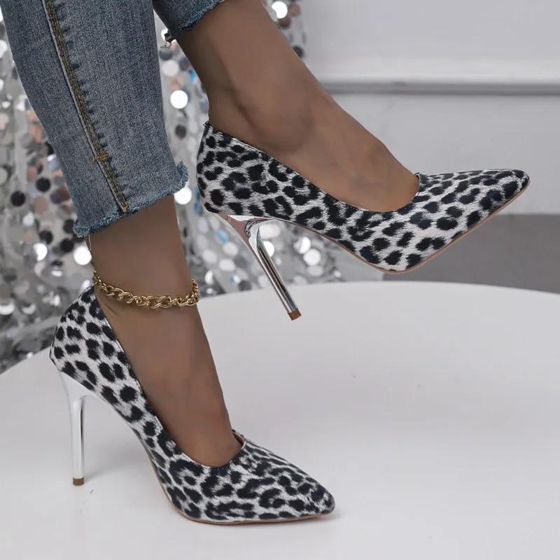 High Heels 2024 New Women's PU Leather Casual Office Slip-on Stiletto Heels Fashion Pointed Nightclub Leopard Design Dance Shoes