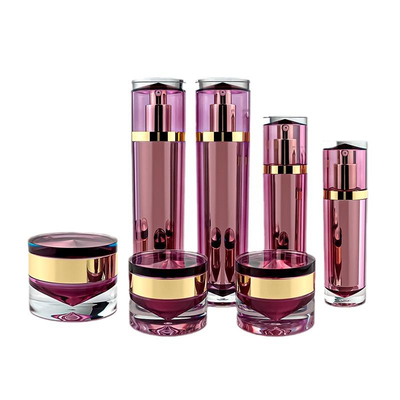 Purple Diamond Rose Kollektion: Hochwertiges, halbtransparentes Hautpflegeset aus violettem Acryl mit Creme-, Lotion- und Essenzflaschen