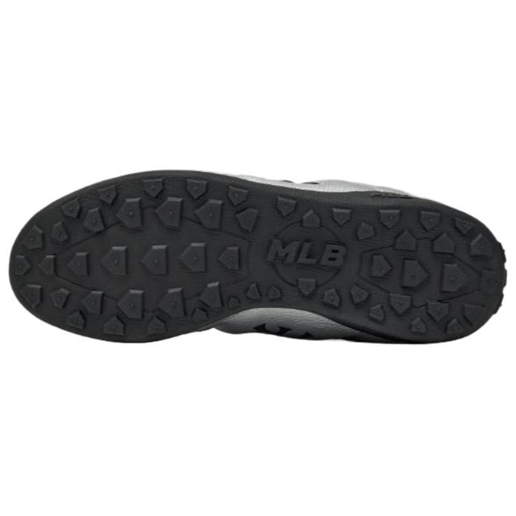 MLB New York Yankees Casual Shoes Unisex Silver 3ASXSLL6N-50SIS
