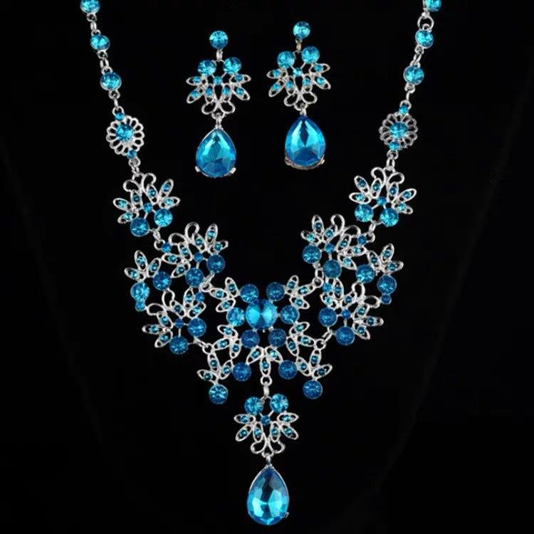 

European and American zircon flower hollow water drop earrings exquisite trend versatile collarbone chain light luxury high-end set