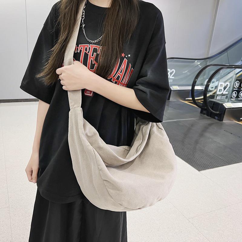 Korean Style Dumpling Bag: Unisex Large Capacity Crossbody for Students and Couples