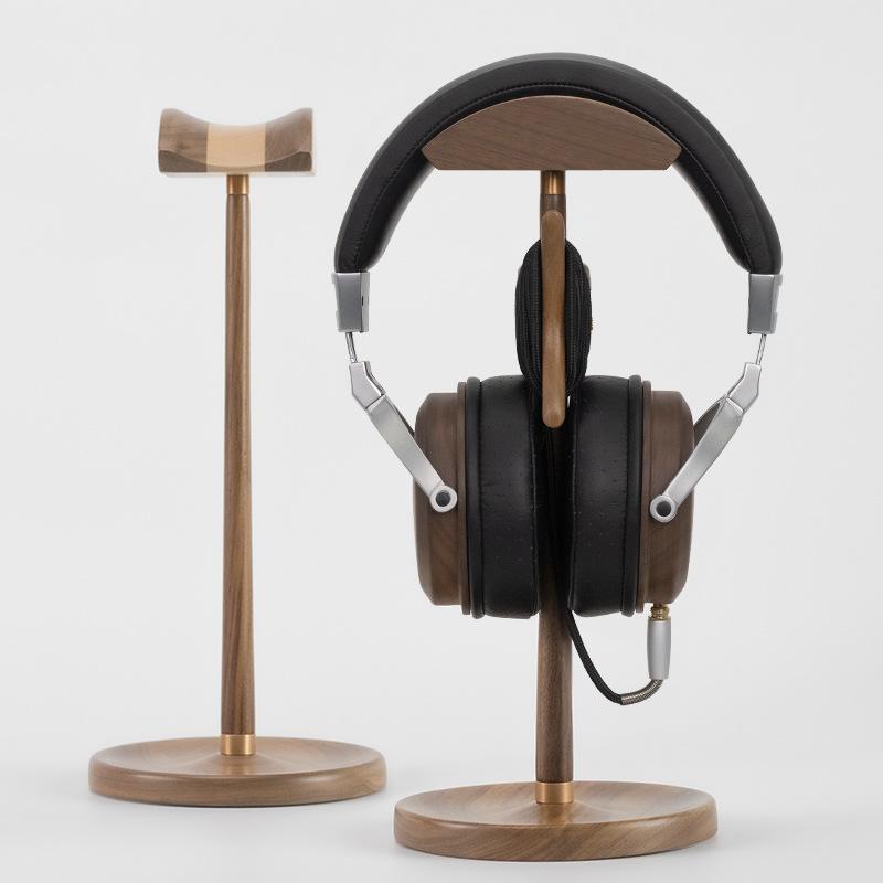 HeMu Curved Walnut Wood Headphone Stand with Brass Accent, Curved Anti-scratch Holder for Premium Over-ear Headsets