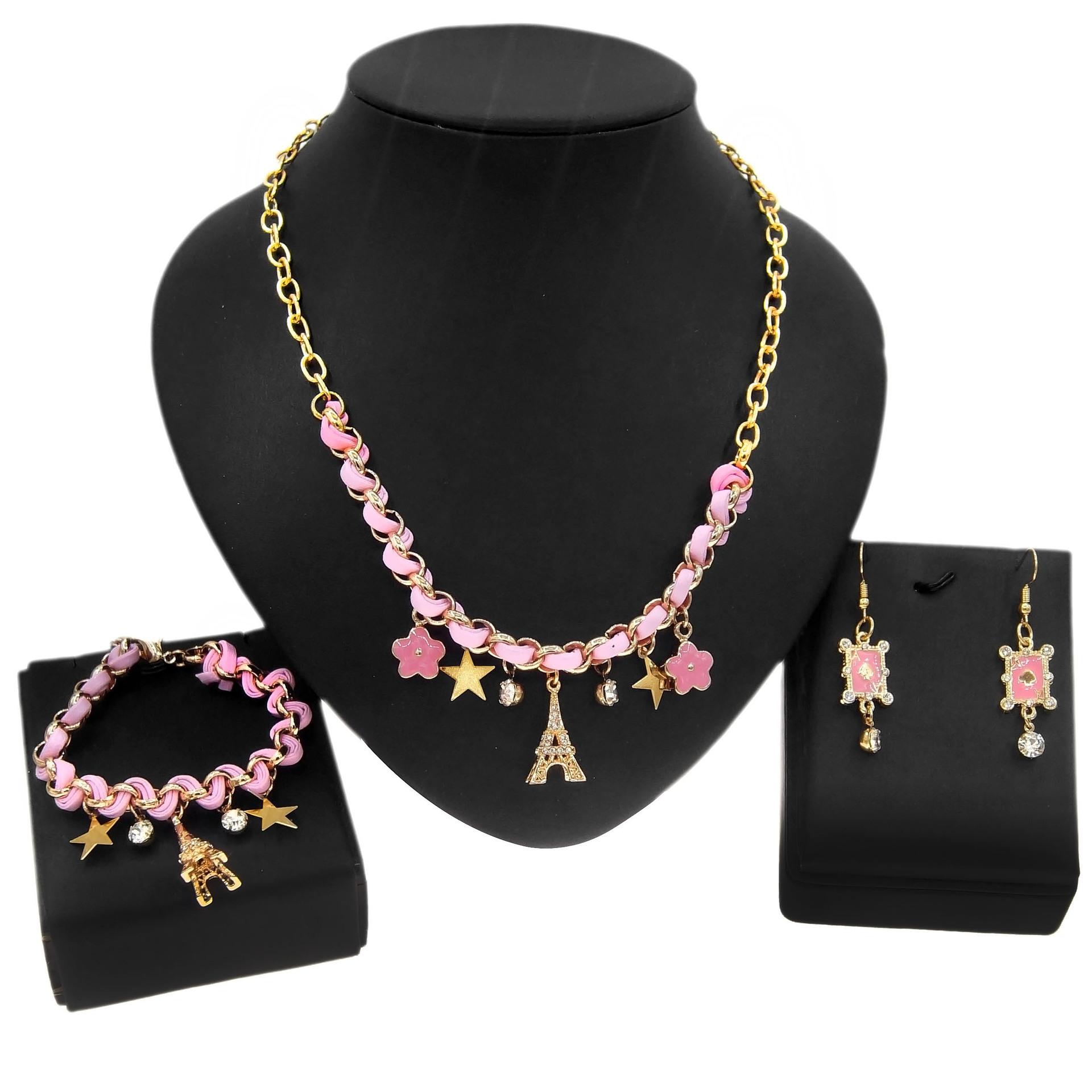 

Дубайское Золотое Алмазное Покрытие Цветочное Ожерелье Уха Браслет Кольцо Четыре Части Комплект Ювелирных Изделий Невеста Свадебные Украшения