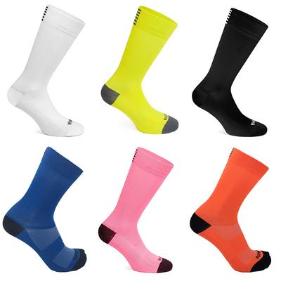 1 Pair Mid-Calf Athletic Socks For Cycling Running Sweat-absorbing Breathable Sports Socks For Men Women