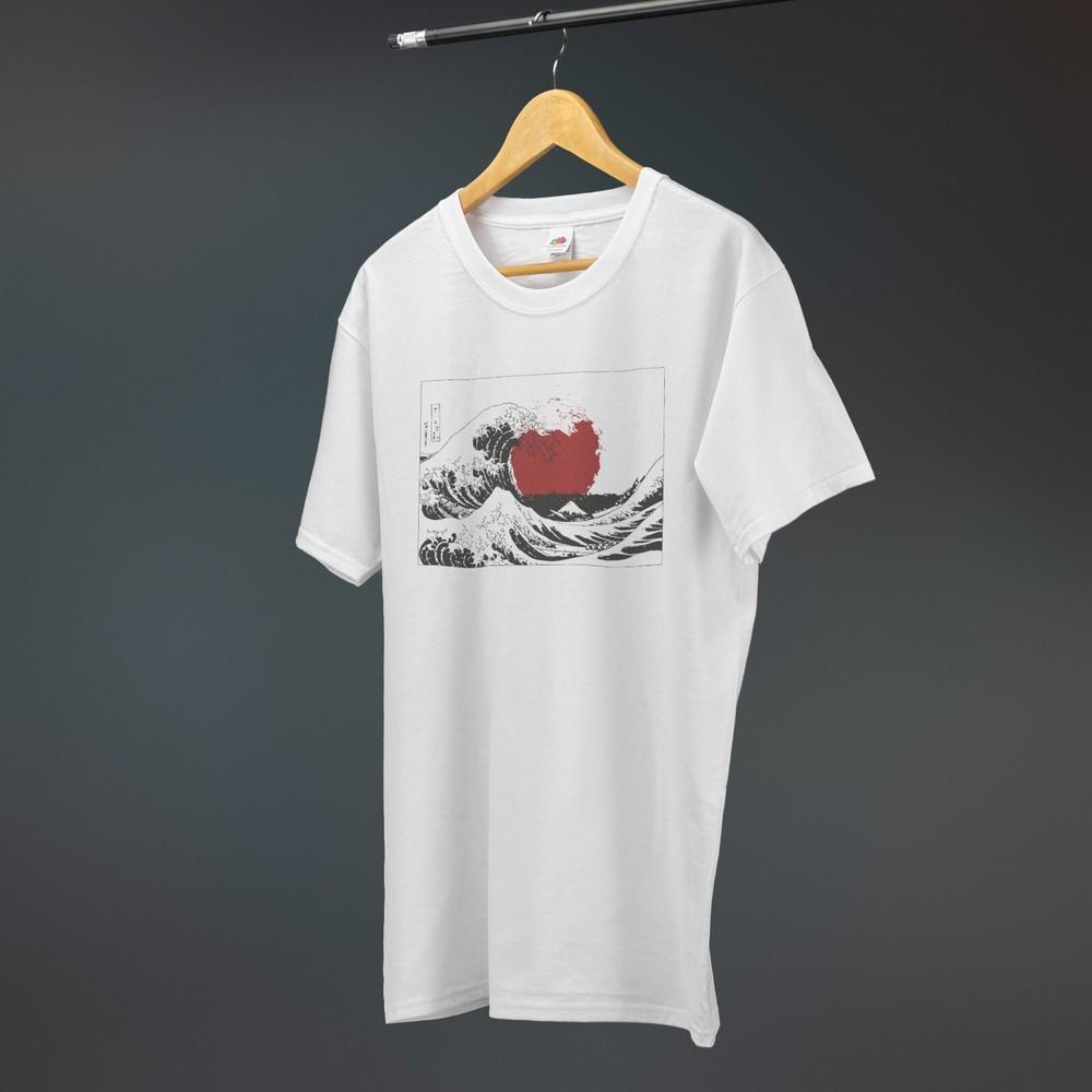 

Japanese Wave and Sun T-shirt Various Sizes and Colours Unisex T-Shirt XXL