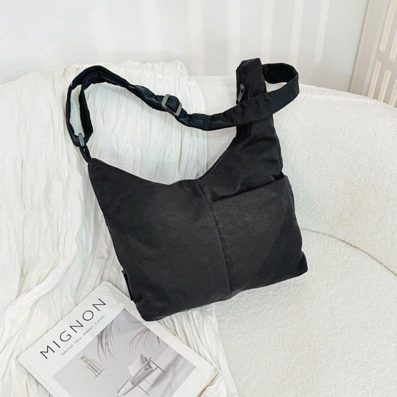 College students in class versatile casual shoulder bag women's spring new large-capacity messenger tote bag