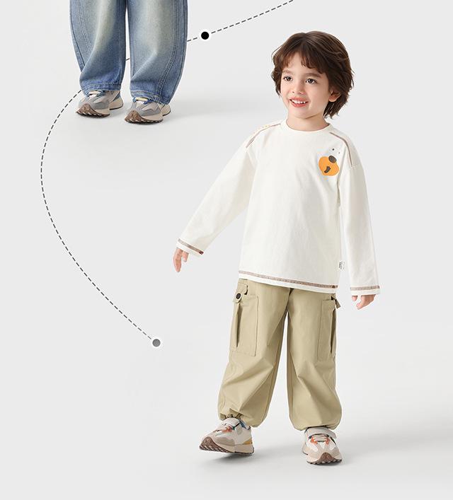 European Boys' Trendy Long Sleeve T-Shirt - Spring/Autumn Style, Cool Sporty Base Layer for Kids, Warm Inner Layer Top