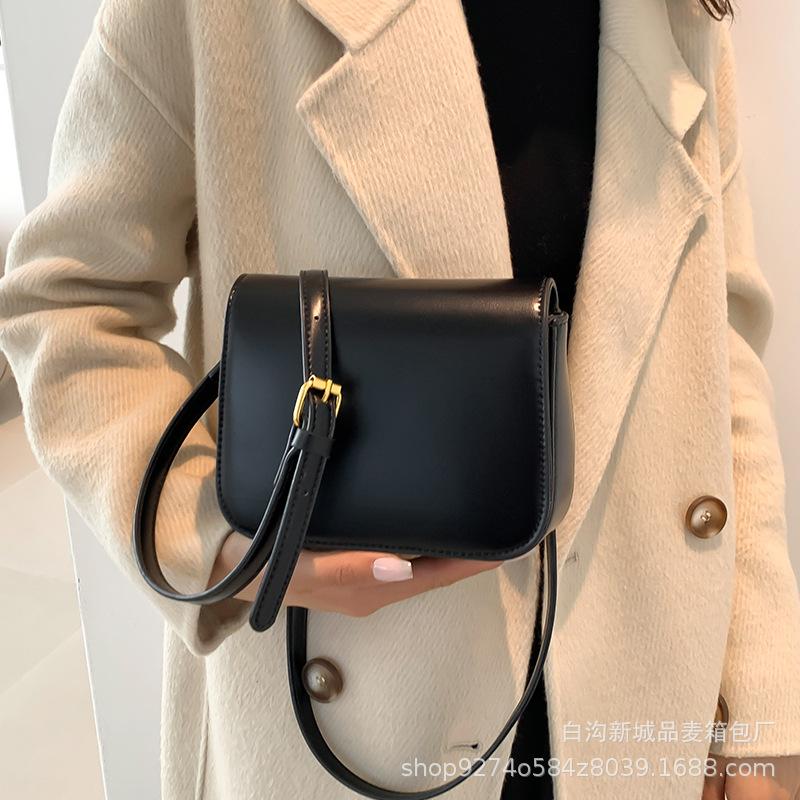 This Year's Popular Fashion Small Bag Women's 2025 New Trendy Temperament Retro Shoulder Bag Foreign Style Oblique Span Small Square Bag