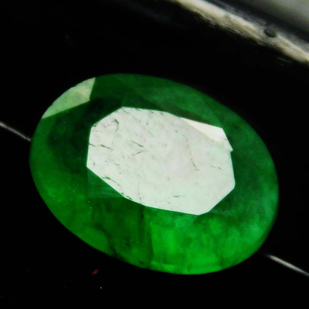 Natural Green Emerald Loose Gemstone Muzo Oval Cut 6 ct for Jewelry Making and Gem Collections