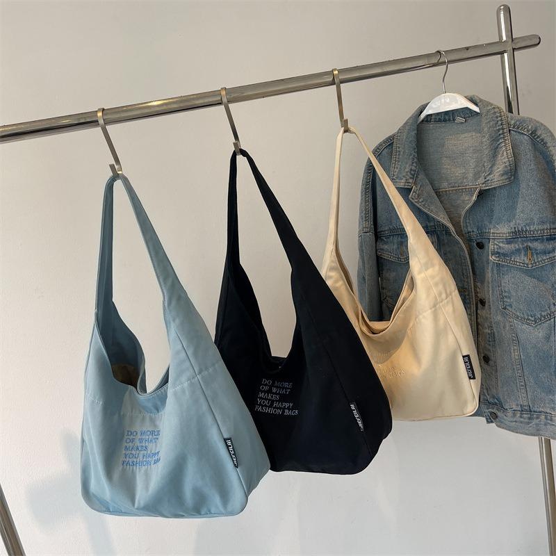 College Students Commute To Class Cloth Bag Women's New Large-capacity Shoulder Bag Underarm Tote Bag Simple and Versatile Canvas Bag