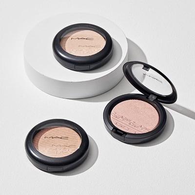 Gesichts-Make-up  – Puder