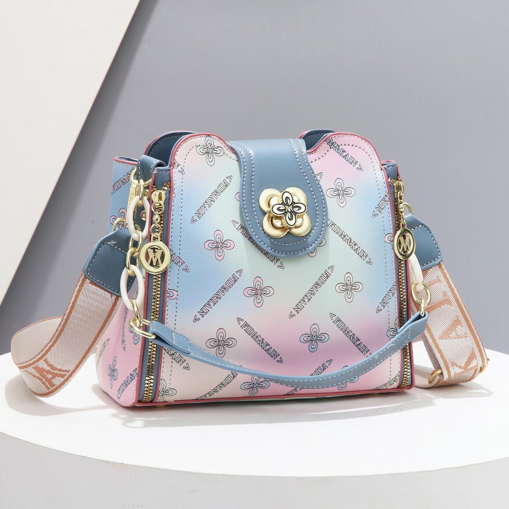 Bag women's bag 2025 new trendy fashion handbag summer versatile shoulder messenger bag bucket bag women