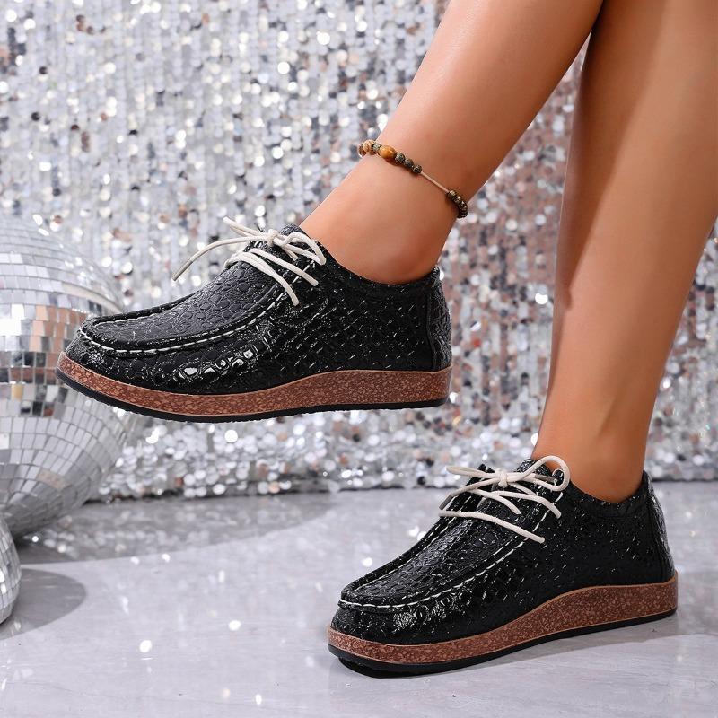 Autumn New Lace-up Casual Shoes 2025 Autumn New Plus-size Low-top Shoe Women
