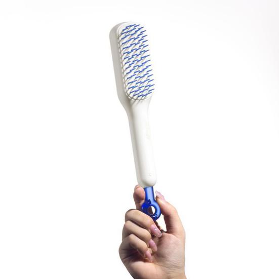 Retractable Hair Brush Self-Cleaning Bristles Scalp Massage Anti-static Hair Detangling Styling Comb Portable Women Hairdressing Tools Birthday Gift
