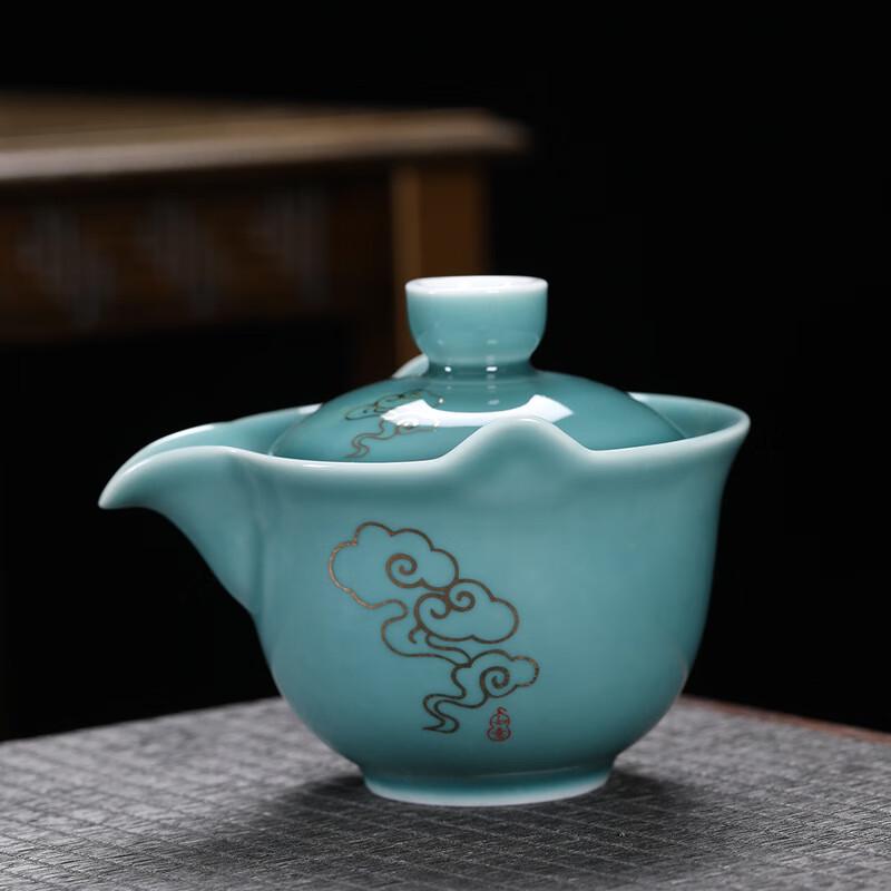

Shangqi Celadon Ceramic Handheld Teapot