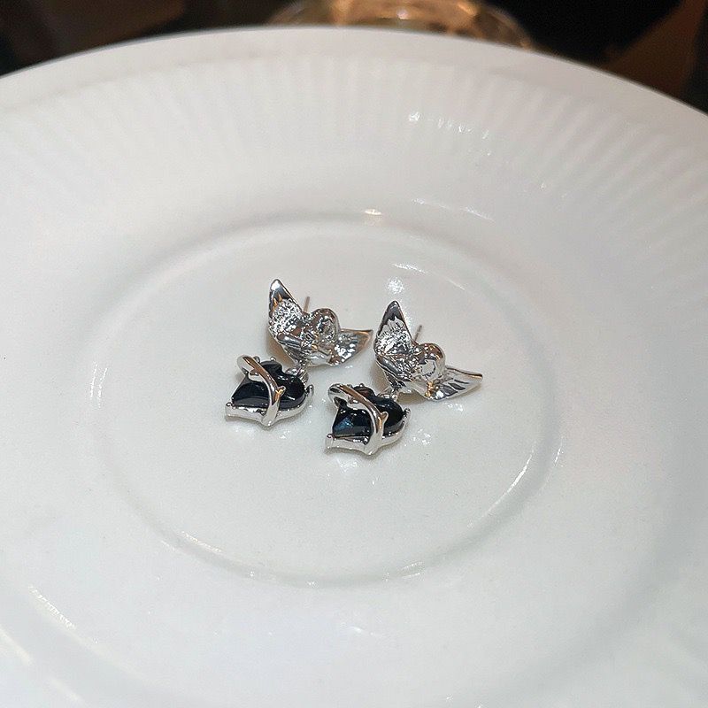 Korean Style Fashion Angel Stud Earrings for Women Personality Earring Party Jewelry Gifts