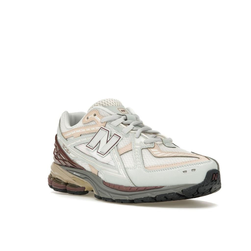 New Balance 1906U Clay Ash Men Sneakers Green Licorice Linen M1906ND