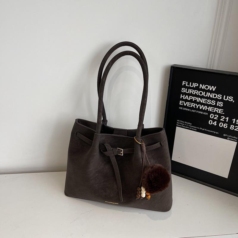 Simple suede underarm bag women's winter new trendy retro tote bag large-capacity commuter bag