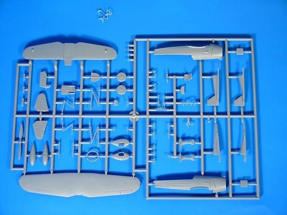 RS Model 1/72 US Navy Curtiss BFC-2 Goshawk Plastikmodellbausatz 92213