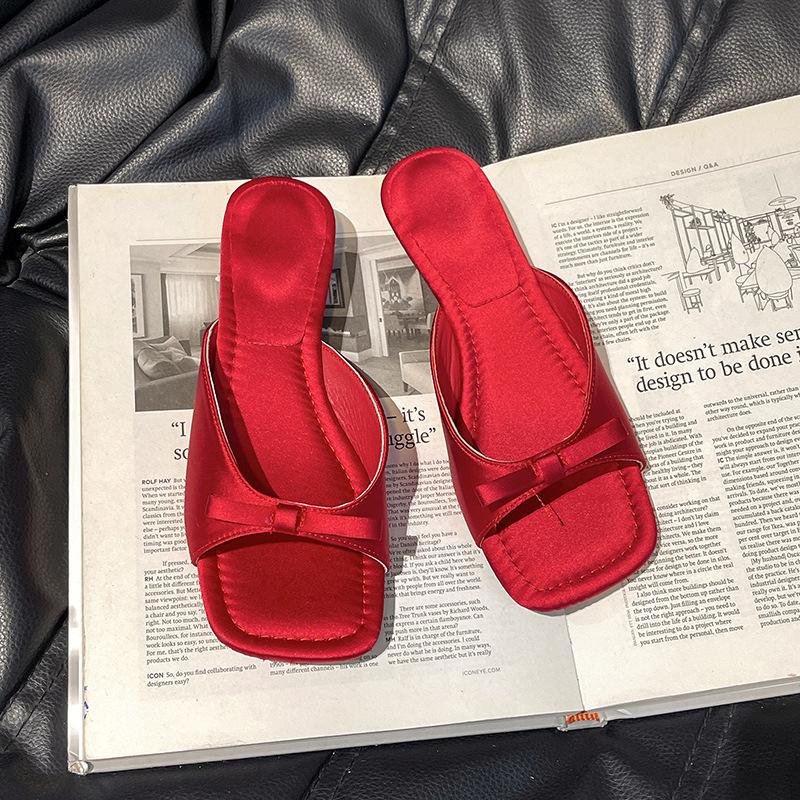 Silver wedge heel small cool slippers shoes new summer fashion low heel niche sandals