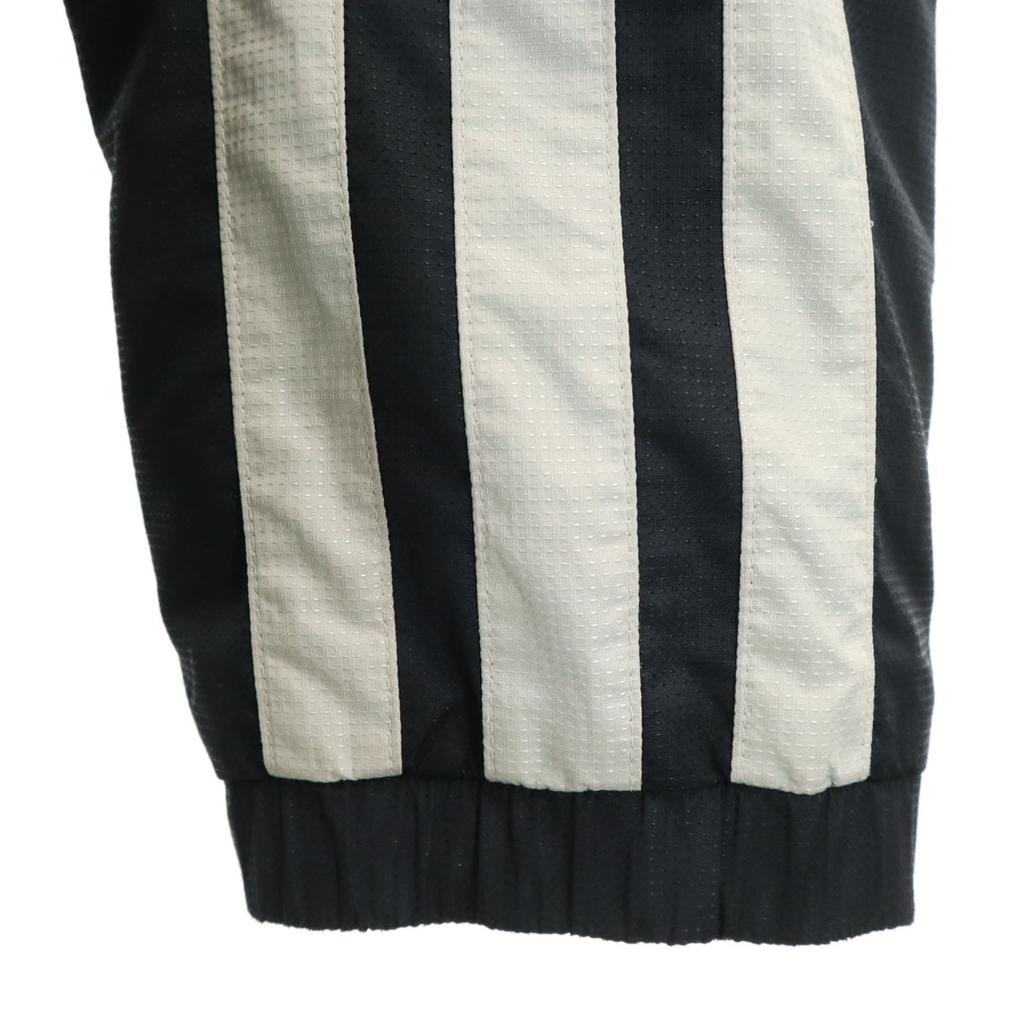 Conjunto Corta-vento adidas M Série Preta Forro de Malha Masculino Usado