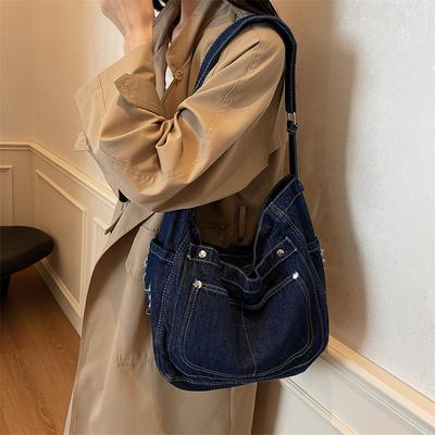 Dámské kabelky – Tašky přes rameno