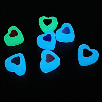 Materiale per gioielli fai da te a forma di cuore di pesca, perline squisite per realizzare bracciali e orecchini, 5 pezzi di ciondoli luminosi alla moda, accessori fatti a mano luminosi