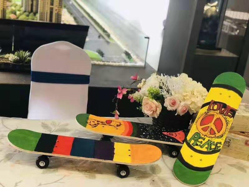 Çocuklar için Kendin Yap El Boyalı Kaykay: Çift Taraflı 7 Katmanlı Çin Akçaağacı Boş Tahta