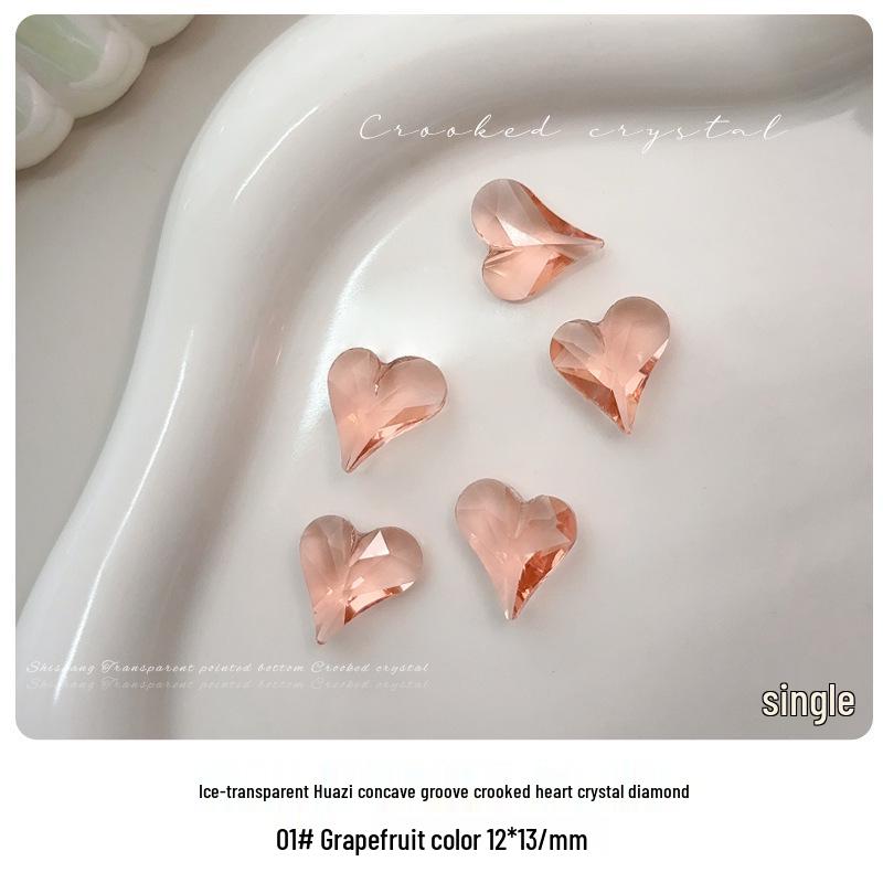 High-quality Crystal Heart Nail Art Decorations with Grooved Flash Design