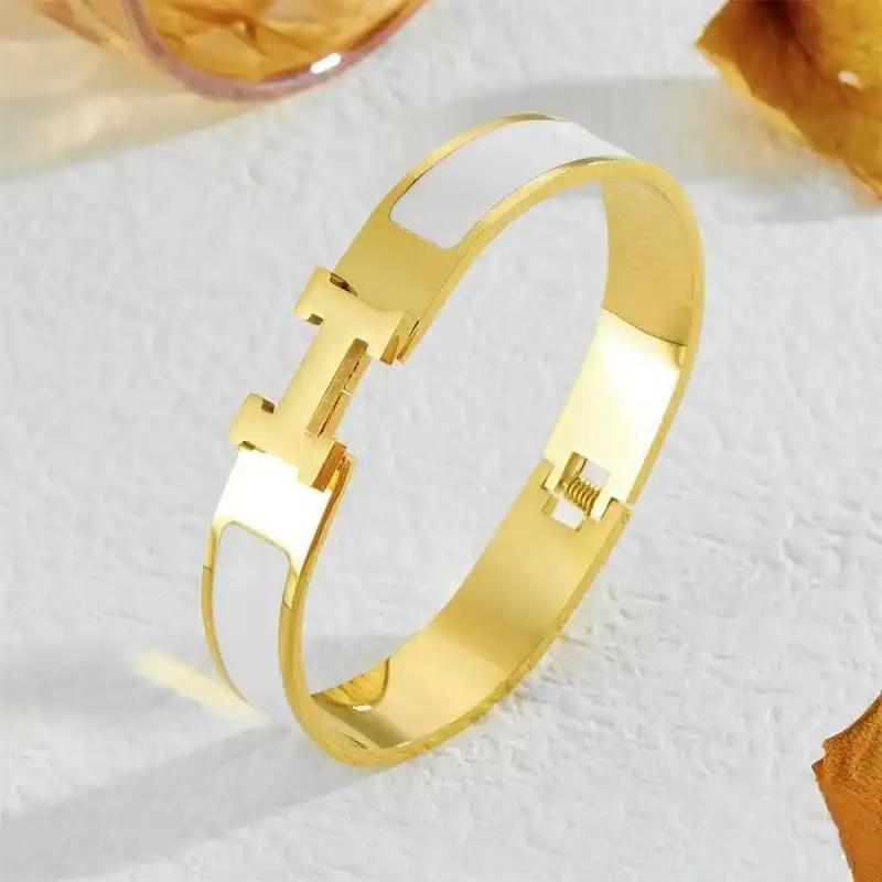 Fashionable and High-end Bracelet Washable Couple Jewelry Temperament Women s High-end Bracelet 17CM
