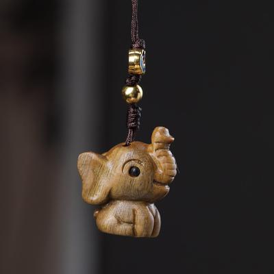 Natural Sandalwood Craft Carving Lovely Small Elephant Ornaments Home Decoration