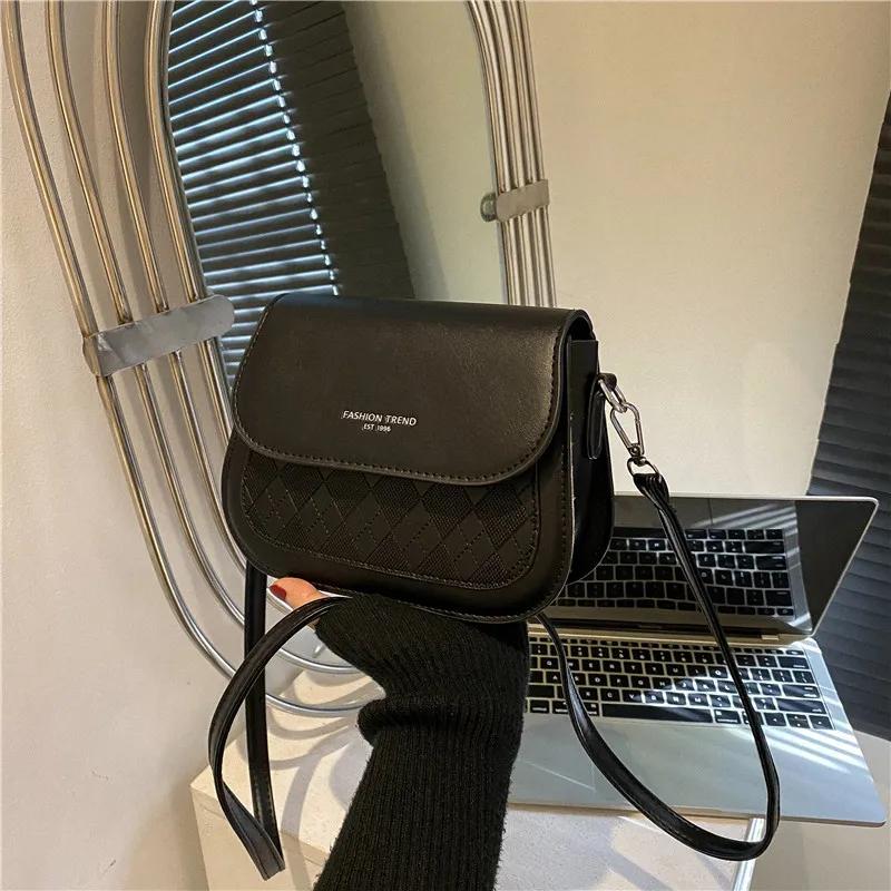 Fashion Flap Saddle Crossbody Shoulder Bags for Women PU Leather Messenger Handbag Purse Luxury Satchel Bag