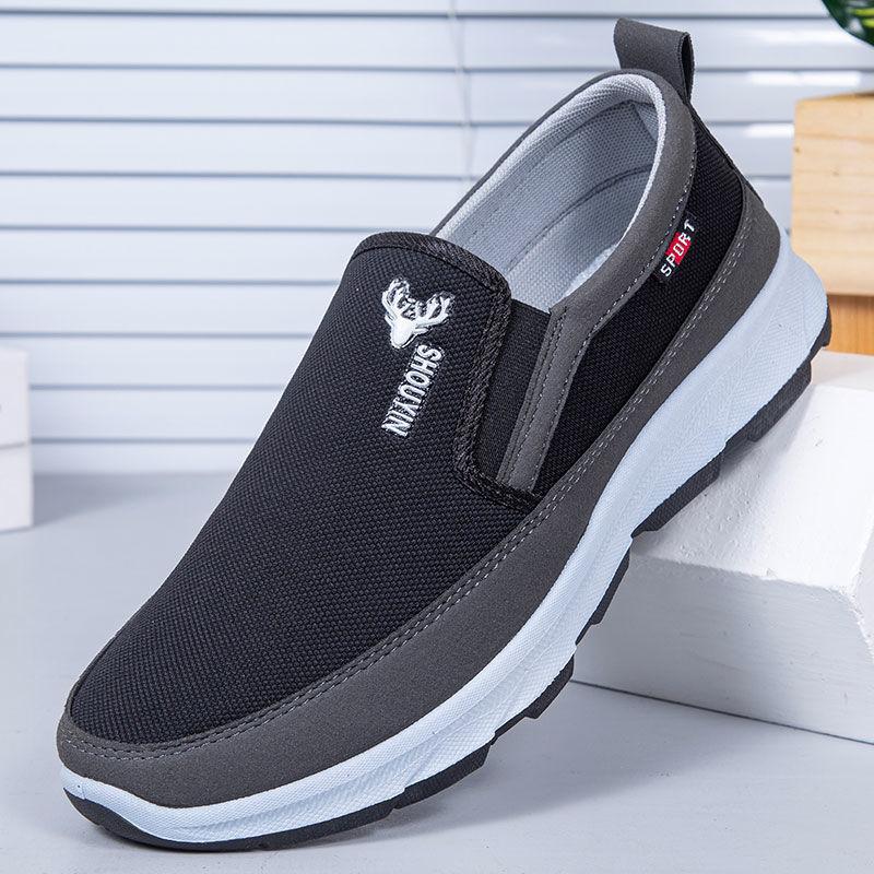 

Мужские нескользящие износостойкие кроссовки с мягкой подошвой - удобные, дышащие, повседневные туфли на весну/осень 40 чёрный