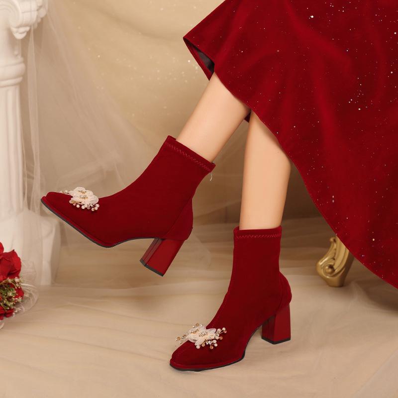 Blume dicker Absatz eckige Spitze wasserdicht Tischsamt bordeauxrot Hochzeitsstiefel Herbst- und Winteratmosphäre 2025 neue Mode Damenstiefel