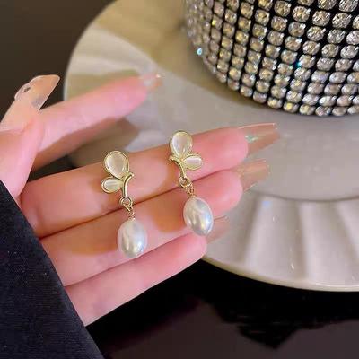 2024 Exquisite Butterfly Pearl Earrings - High-End Fashion, Internet Celebrity Style