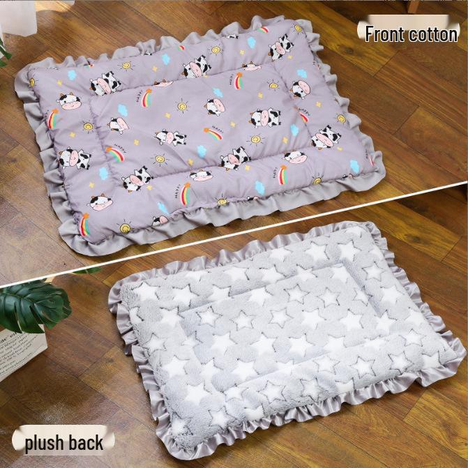 Cozy Pet Mat: Thick Warm Blanket & Bed for Dogs & Cats - Perfect for Winter, Autumn - Available In Small, Medium & Large Sizes