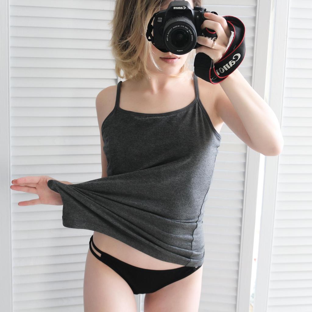 CHARMLEAKS Damen-Unterhemd aus Baumwolle, Damenunterwäsche, Nachtwäsche, Unterwäsche, Hebe-BH, solides Basic-Tanktop, 2er-Pack