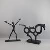 Kreative Geometrische Gusseisen Figur Skulptur Metallhandwerk Ornamente Paar Statue Metallfiguren Heimdekoration Zubehör