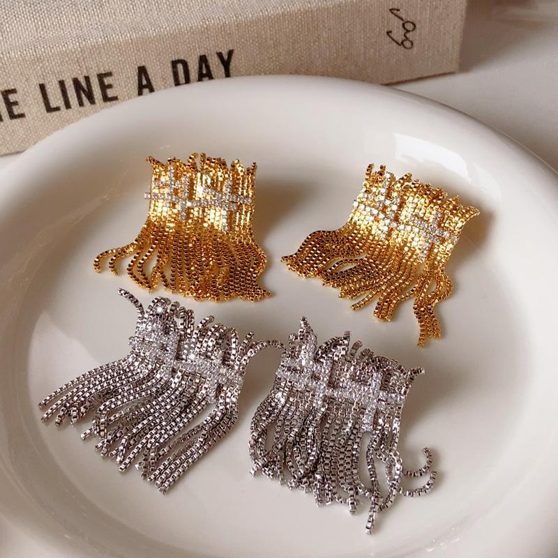 Chic Zircon Tassel Stud Earrings: Elegant, Versatile Light-Luxury Accessories for Women