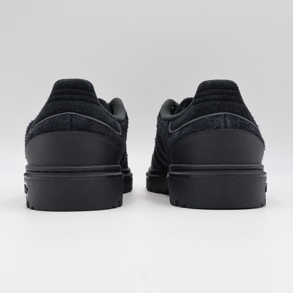 JR5704 Adidas Originals Samba Winterized Core Black Carbon (Men's)
