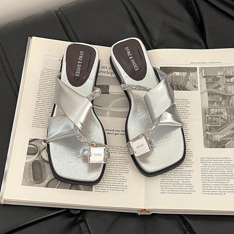 Vintage Set of Toe Slippers Summer French Rhinestone Casual with Skirt Beach Lady Square Head Slope and Cool Slippers